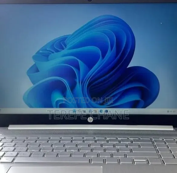 New Laptop HP Stream Notebook 8GB AMD Ryzen 5 SSD 512GB