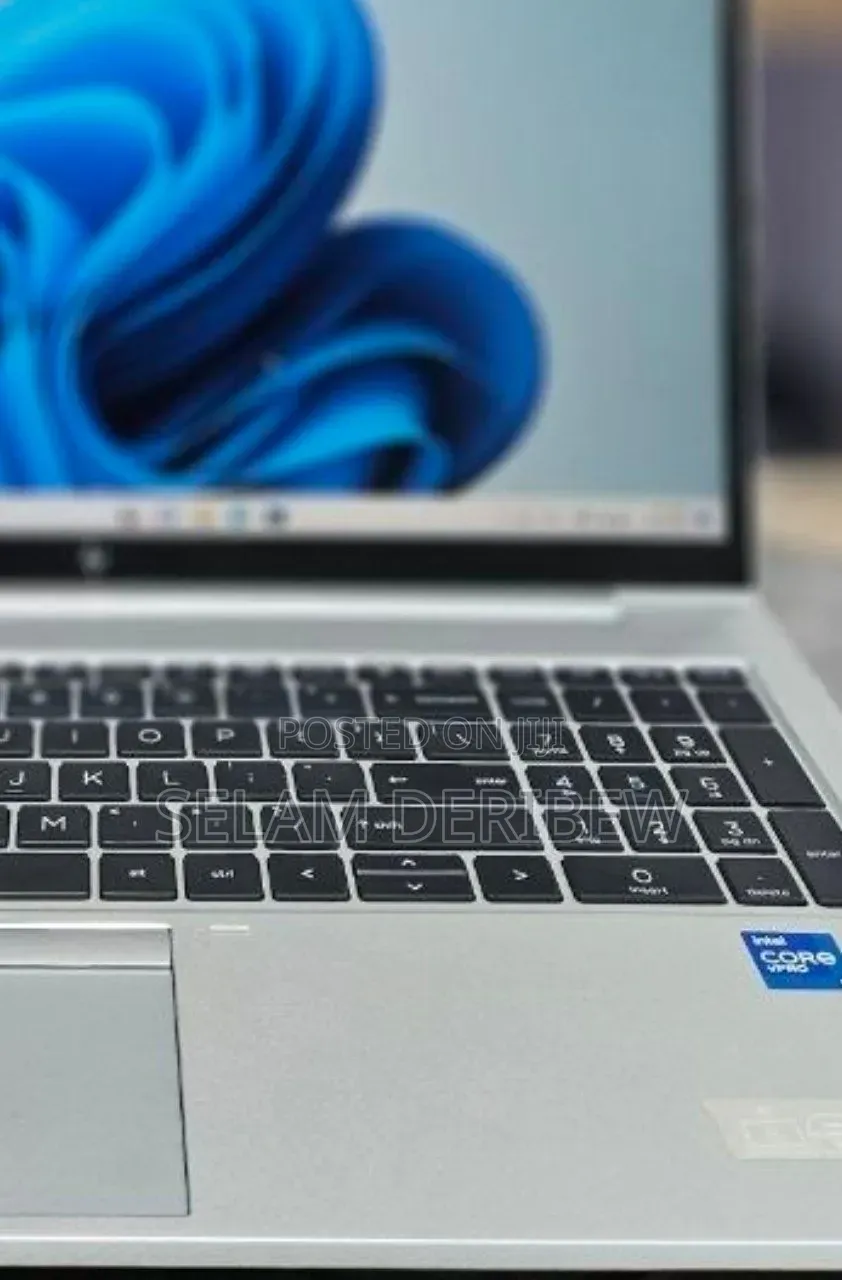 New Laptop HP EliteBook 850 G8 16GB Intel Core i5 SSD 512GB