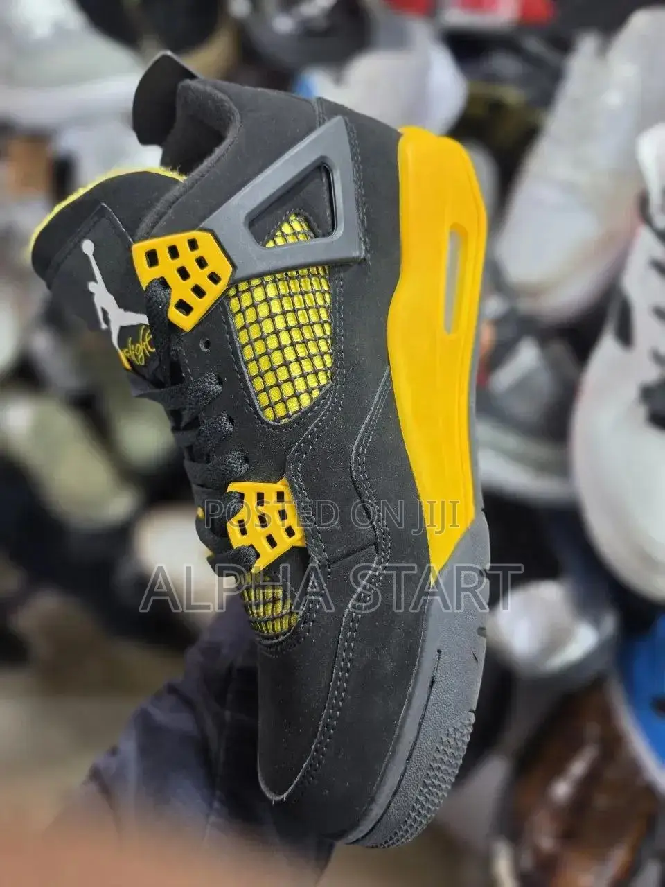 Jordan 4 Black Yellow High Master Quality Shoes Made in Vietnam