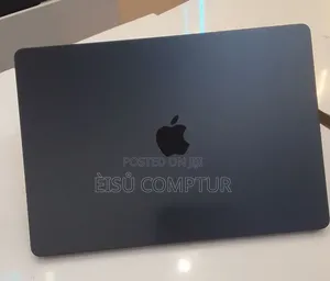 New Laptop Apple MacBook Air 2024 M3 8GB Apple M3 SSD 256GB