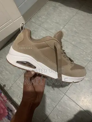 Sketchers Shoes