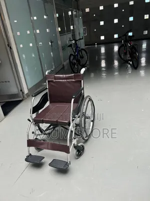 ተጣጣፊ የኮሞድ ዊልቸር በቅናሽ ዋጋ — Foldable Commode Wheelchair Discount