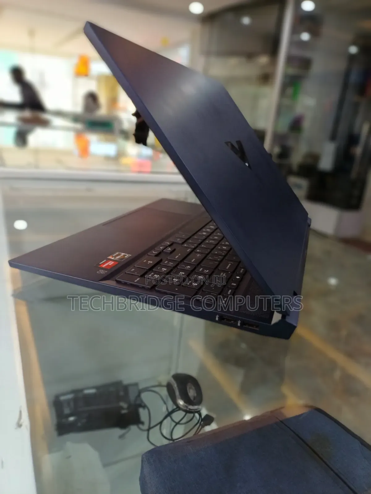 Laptop HP Victus 16 16GB AMD Ryzen 5 SSD 512GB