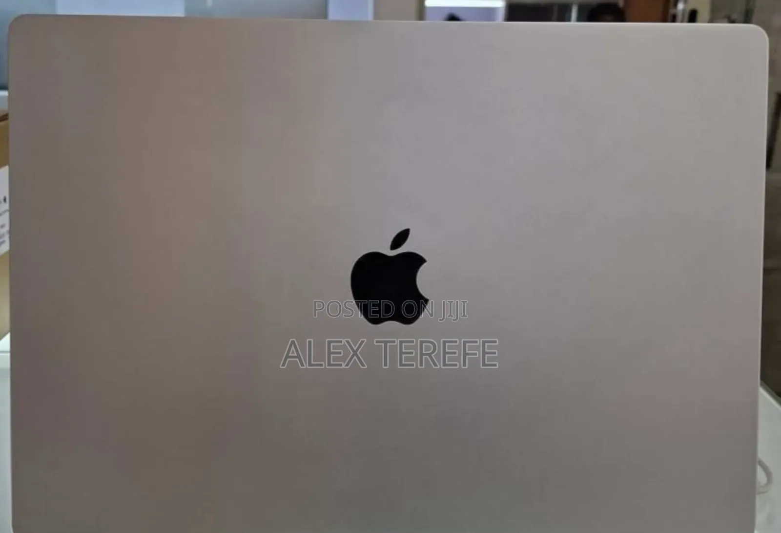 New Laptop Apple MacBook Pro 2021 M1 16GB Apple M1 Pro SSD 512GB