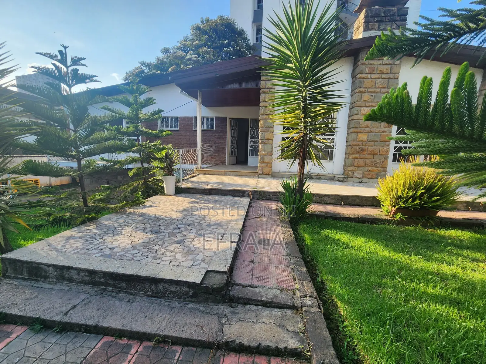 3bdrm House in Bole for rent