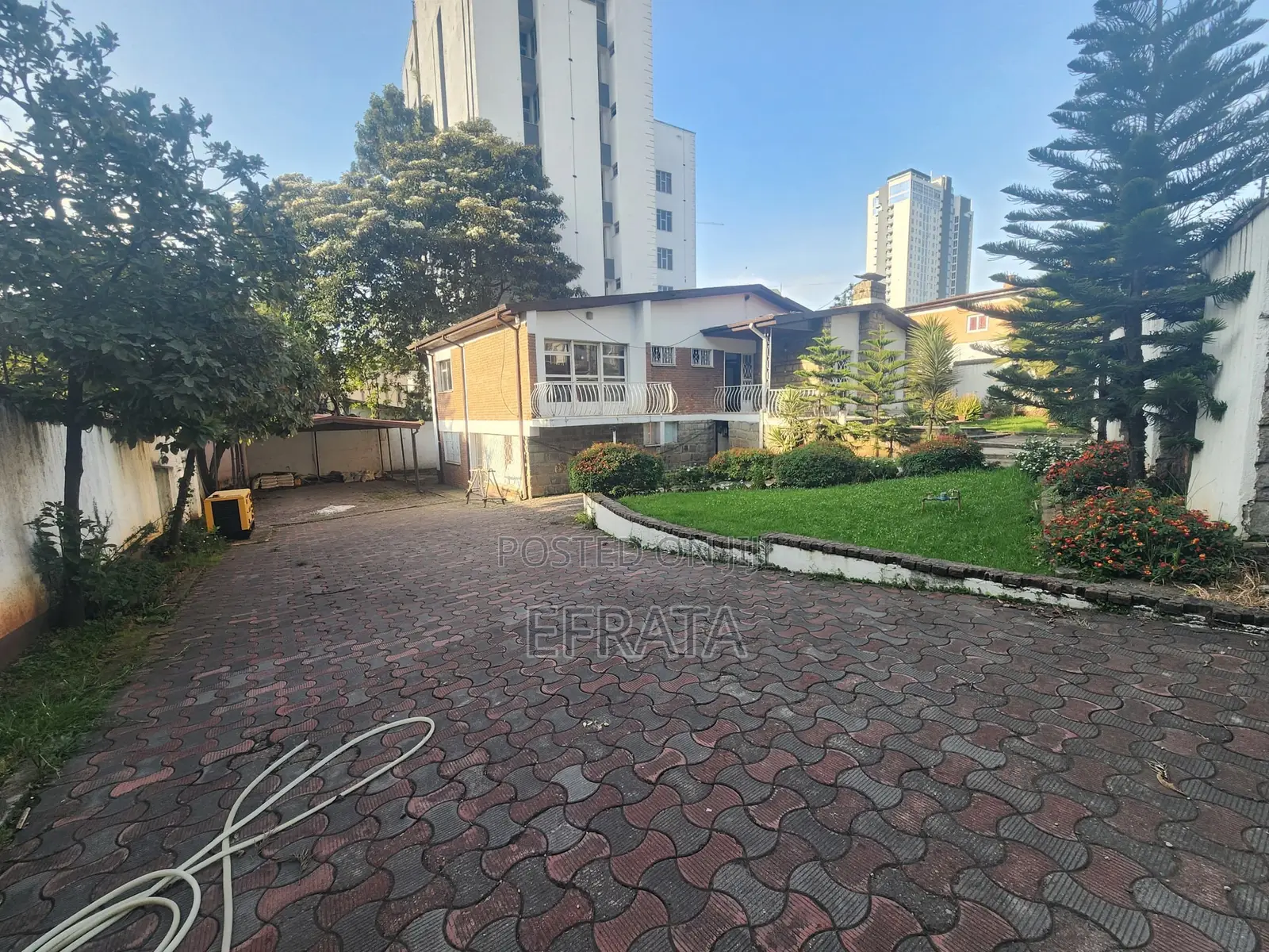 3bdrm House in Bole for rent