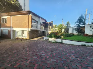 3bdrm House in Bole for rent