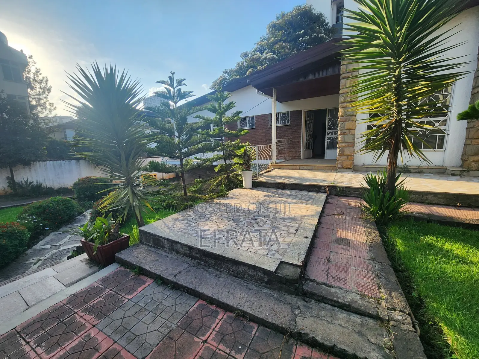 3bdrm House in Bole for rent