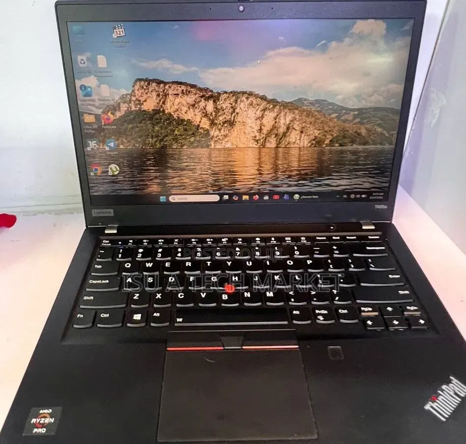 New Laptop Lenovo ThinkPad t495s 16GB AMD Ryzen 7 SSD 512GB