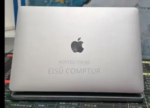 New Laptop Apple MacBook Pro 2021 M1 8GB Apple M1 Pro SSD 256GB