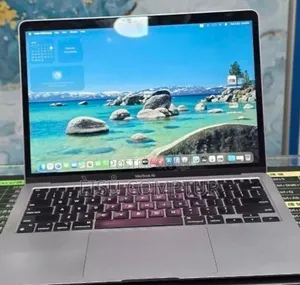 New Laptop Apple MacBook Pro 2021 M1 8GB Apple M1 Pro SSD 256GB