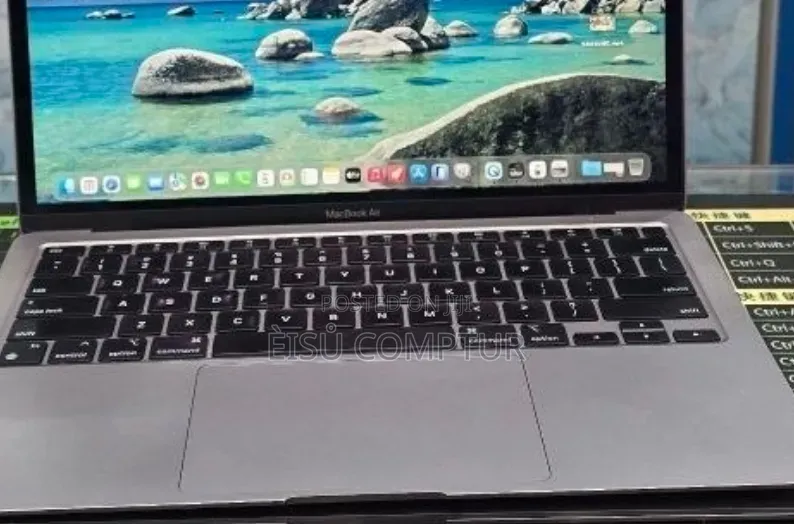 New Laptop Apple MacBook Pro 2021 M1 8GB Apple M1 Pro SSD 256GB