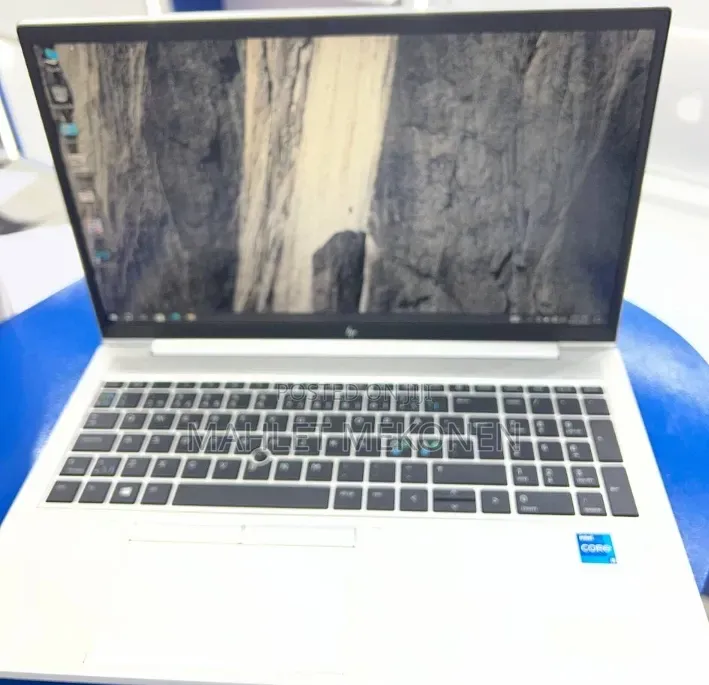 New Laptop HP EliteBook 850 G8 16GB Intel Core i5 SSD 512GB