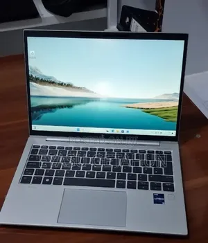 New Laptop HP Elitebook 830 G11 16GB Intel Core i5 SSD 512GB