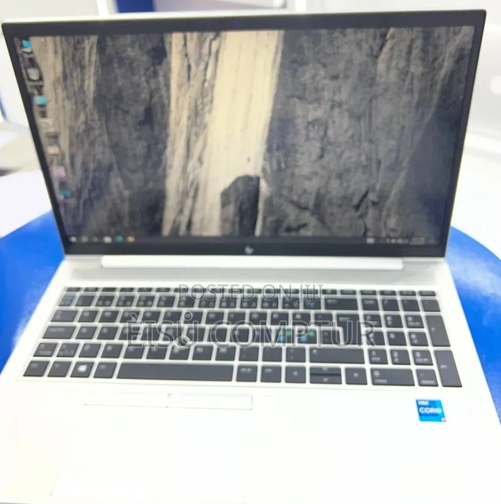 New Laptop HP EliteBook 850 G8 16GB Intel Core i5 SSD 512GB