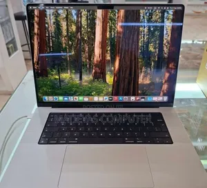 New Laptop Apple MacBook Pro 2021 M1 16GB Apple M1 Pro SSD 512GB