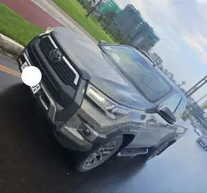 Toyota Hilux 2021 Beige