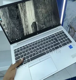New Laptop HP EliteBook 840 16GB Intel Core i5 SSD 512GB