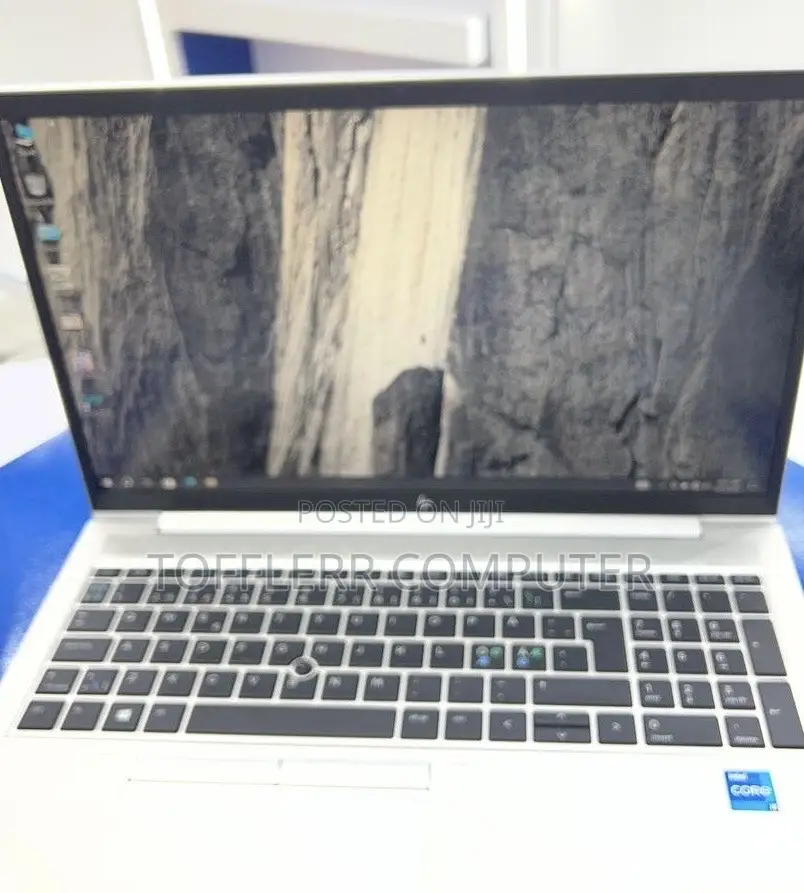 New Laptop HP EliteBook 840 16GB Intel Core i5 SSD 512GB
