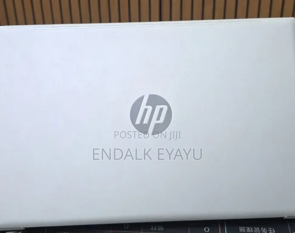 New Laptop HP Pavilion 14 8GB Intel Core i5 SSD 512GB