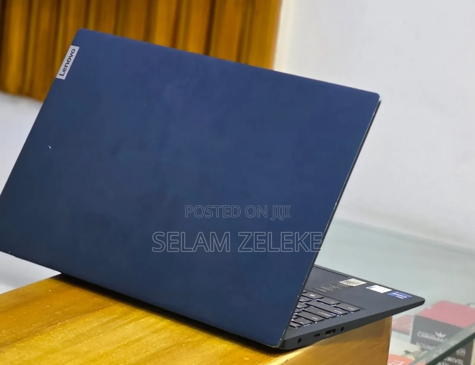 New Laptop Lenovo 12GB Intel Core i7 SSD 512GB