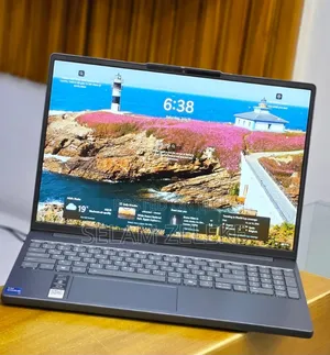 New Laptop Lenovo 16GB Intel Core i7 SSD 512GB