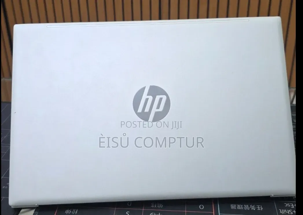 New Laptop HP Pavilion 15 8GB Intel Core i5 SSD 512GB