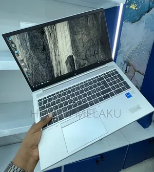New Laptop HP EliteBook 850 G8 16GB Intel Core i5 SSD 512GB
