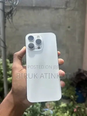 New Apple iPhone 15 Pro Max 256 GB White