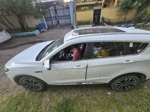 Jetour X70 1.5 7-Seater FWD 2022 White