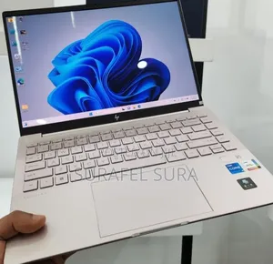 New Laptop HP EliteBook 830 G7 8GB Intel Core i5 SSD 512GB
