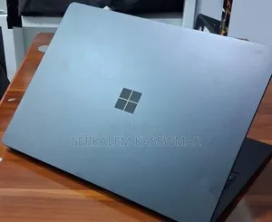 New Laptop Microsoft Surface Laptop 3 16GB Intel Core i5 SSD 256GB