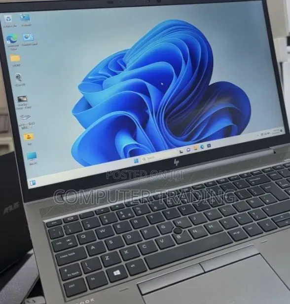 New Laptop HP ZBook 14 16GB Intel Core i7 SSD 512GB