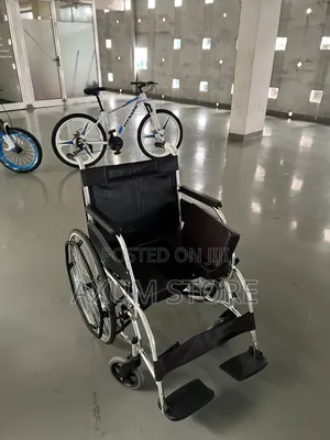 ተንቀሳቃሽ የሽንት ቤት ወንበር / Portable Toilet Chair