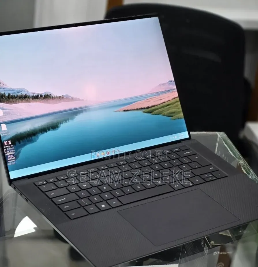 New Laptop Dell Precision 5550 16GB Intel Core i7 SSD 512GB