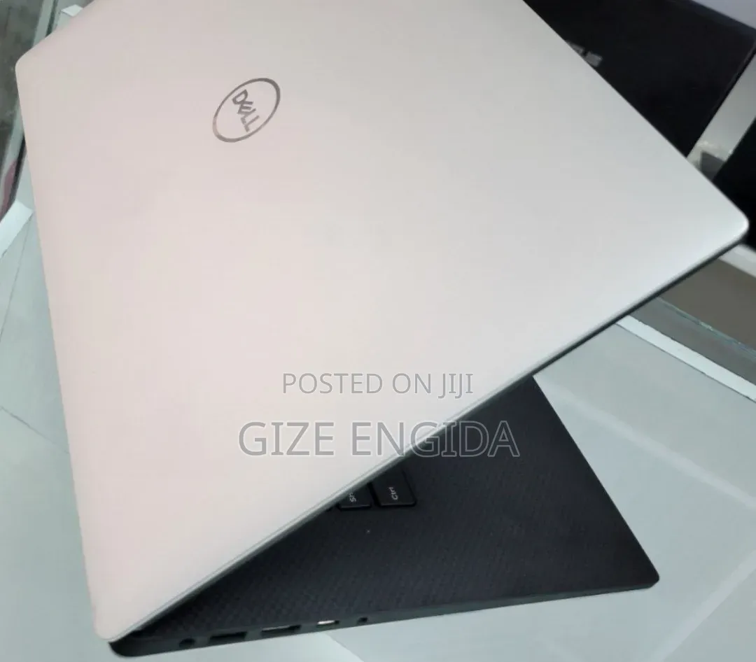 New Laptop Dell Precision 5530 16GB Intel Core i7 SSD 512GB