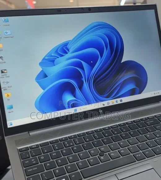 New Laptop HP ZBook X2 G4 16GB Intel Core i7 SSD 512GB