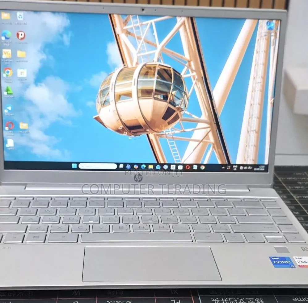New Laptop HP Pavilion 14 8GB Intel Core i5 SSD 512GB