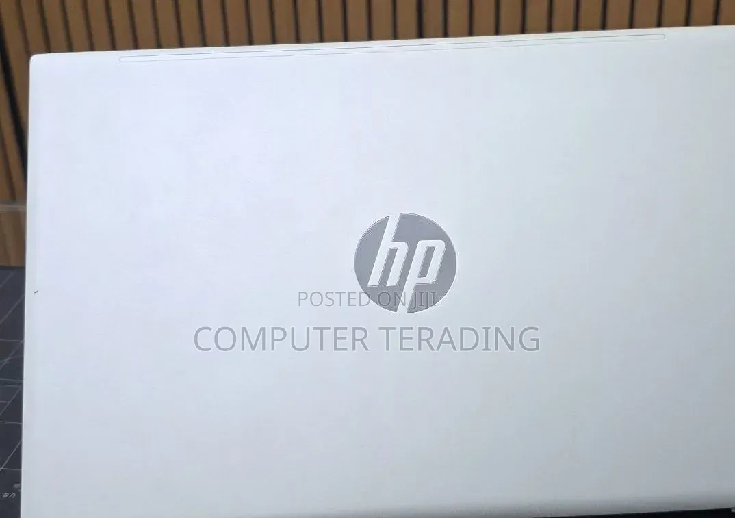New Laptop HP Pavilion 14 8GB Intel Core i5 SSD 512GB