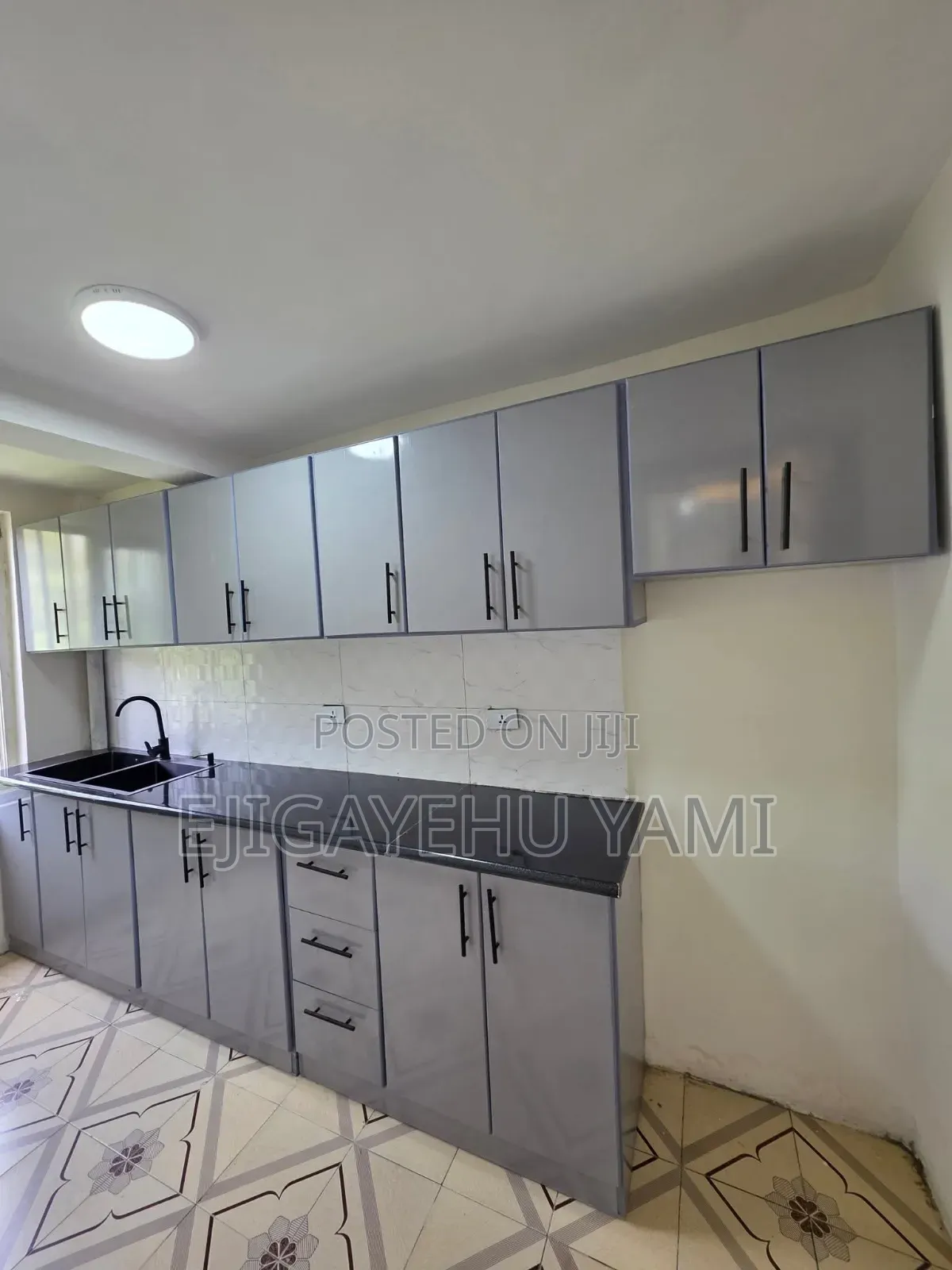 Furnished 2bdrm Condo in Condominium, Bole for sale