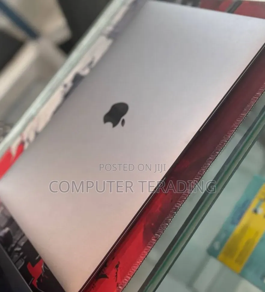 New Laptop Apple MacBook Air 2018 8GB Intel Core i5 SSD 128GB