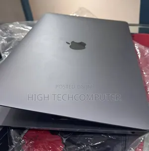 New Laptop Apple MacBook Pro 2018 8GB Intel Core i7 SSD 128GB