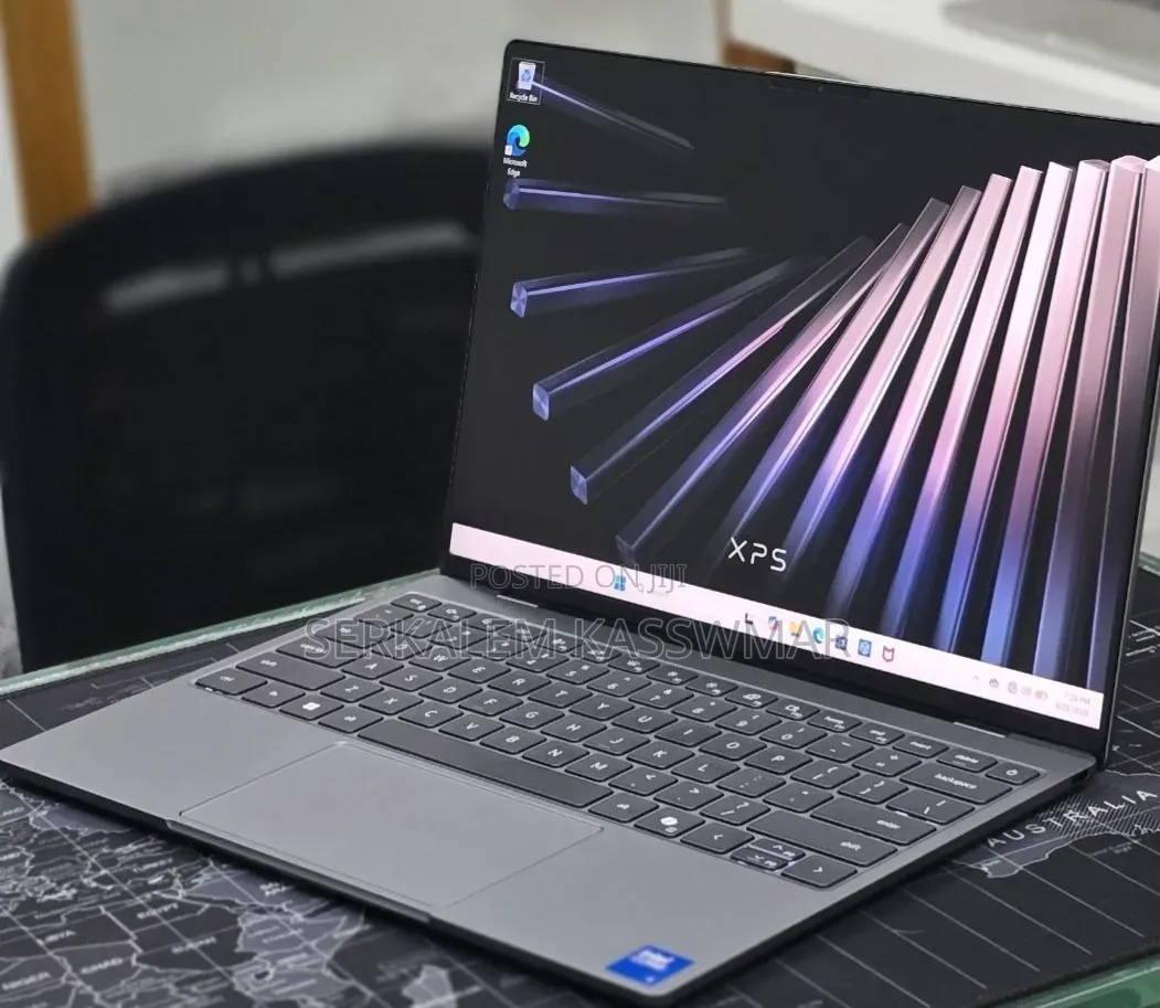 New Laptop Dell XPS 13 8GB Intel Core i5 SSD 512GB