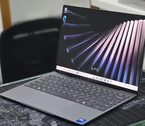 New Laptop Dell XPS 13 8GB Intel Core i5 SSD 512GB