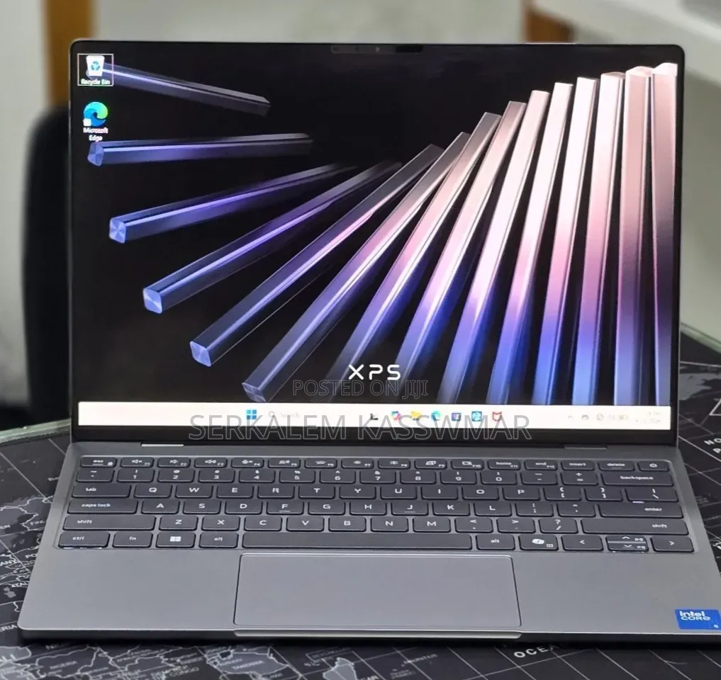 New Laptop Dell XPS 13 8GB Intel Core i5 SSD 512GB
