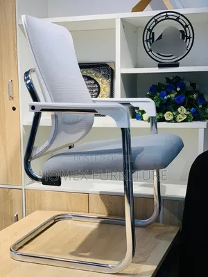 Stylish Visitor Chair