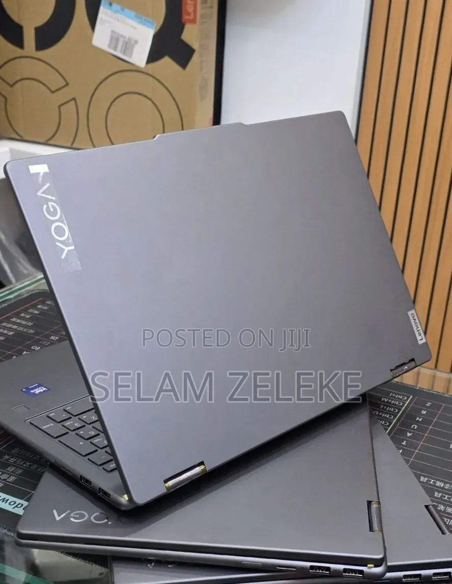 New Laptop Lenovo 16GB Intel Core Ultra 7 SSD 512GB