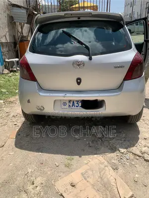 Toyota Yaris 1.0 VVT-i 2007 Silver