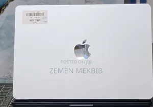 New Laptop Apple MacBook Pro 2024 M4 16GB Apple M4 SSD 256GB