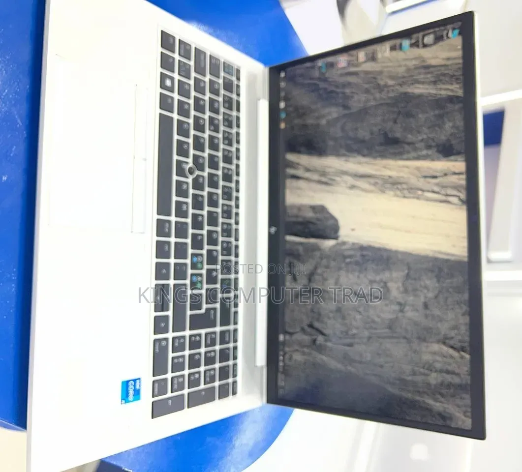 New Laptop HP EliteBook 850 16GB Intel Core i5 SSD 512GB